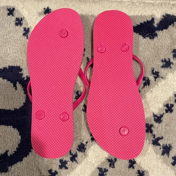 Old Navy Flip Flops - Picture 2 of 2